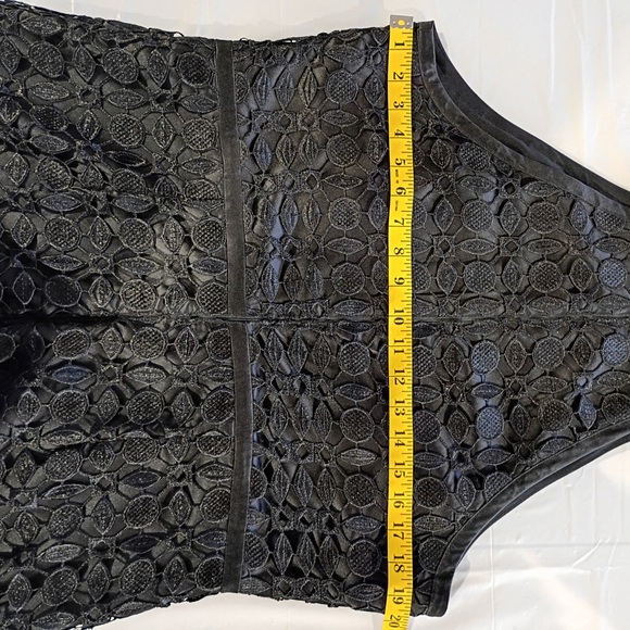 Adrianna Papell Black Lace Halter Cocktail Dress Size 16 Elegant Evening - Picture 3 of 11